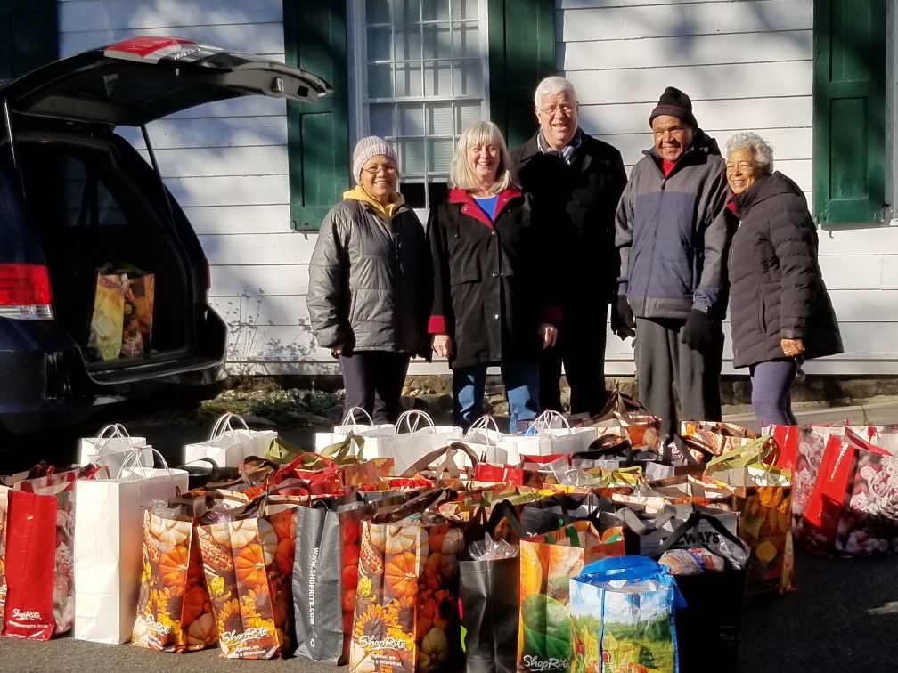 New Hempstead Presbyterian Church provides Thanksgiving meals